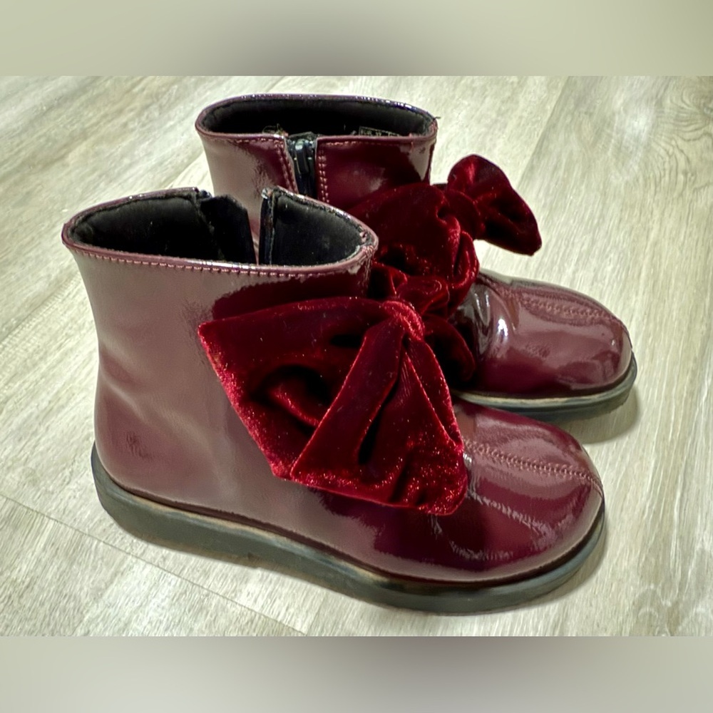 Zara kids  Ankle boots with a patent finish and bow burgundy sz 27 us 9.5 - Picture 5 of 9